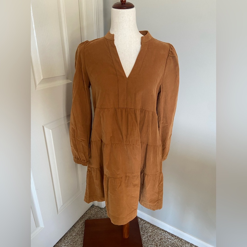 Lucky Brand Tiered V-Neck Long Sleeve Dress in Rust Brown